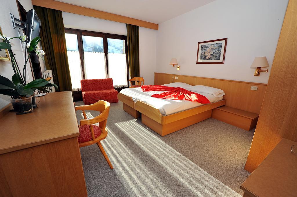 Hotel Derby Bormio Zewnętrze zdjęcie