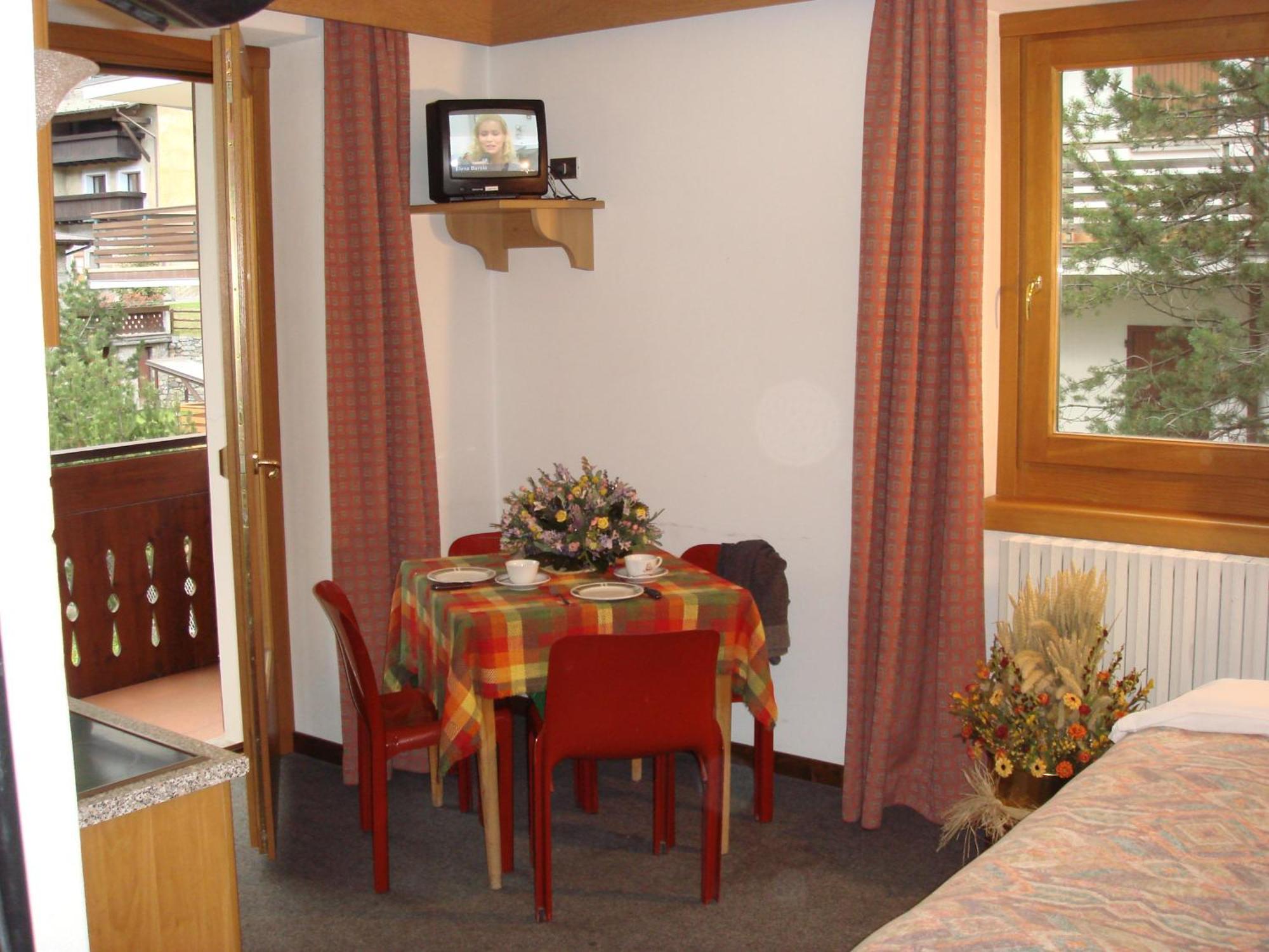Hotel Derby Bormio Zewnętrze zdjęcie