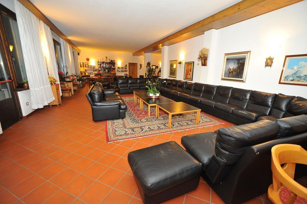 Hotel Derby Bormio Zewnętrze zdjęcie